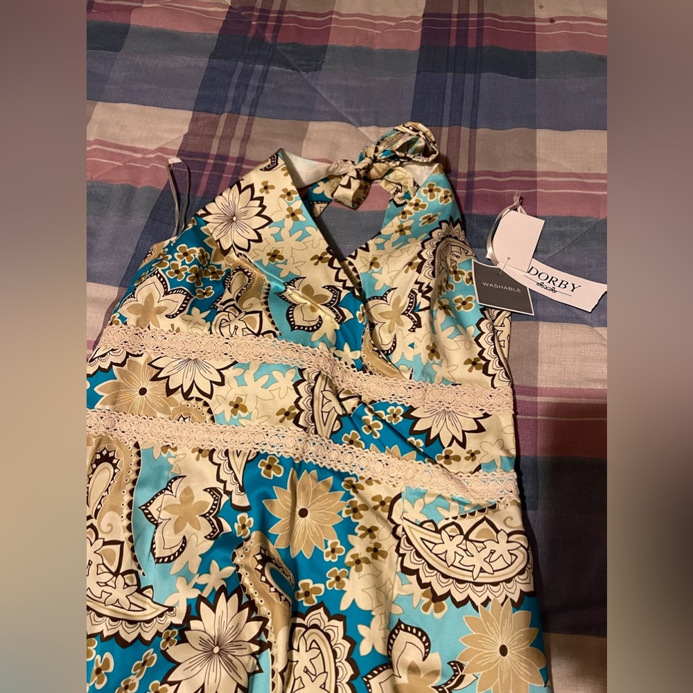 Dress - Picture 2 of 4